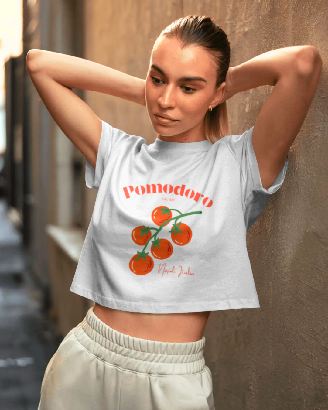 Pomodoro - Women's White Printed Crop Top