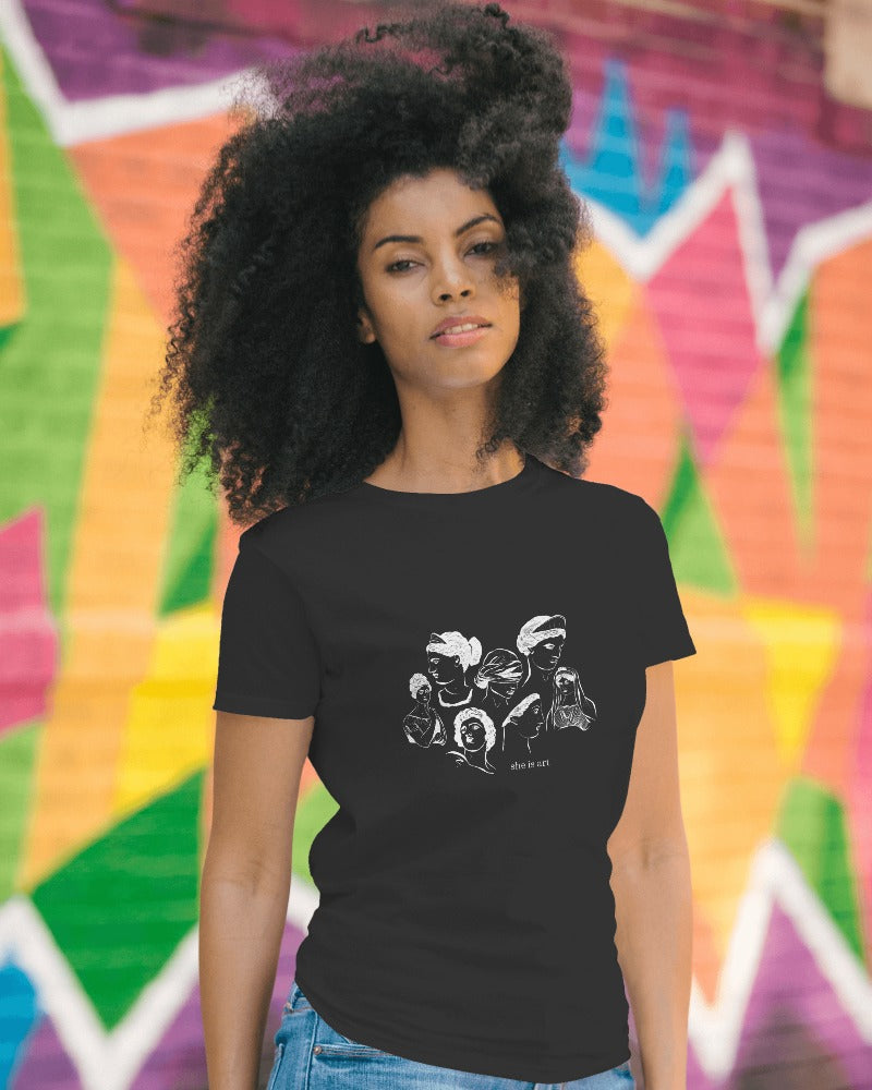 She is Art - Women's Black Printed T-shirt
